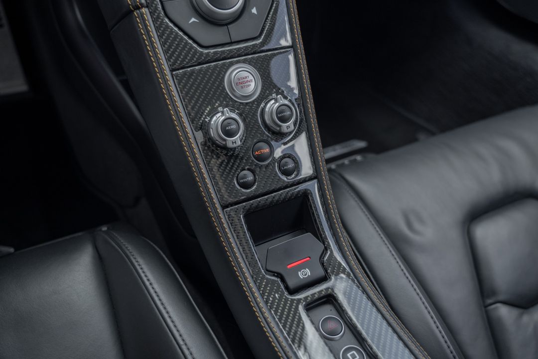 2012 McLaren MP4-12C
