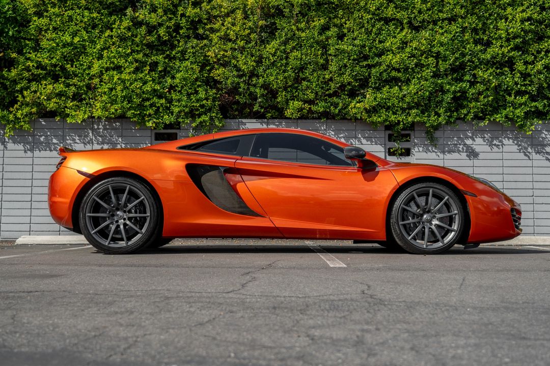 2012 McLaren MP4-12C