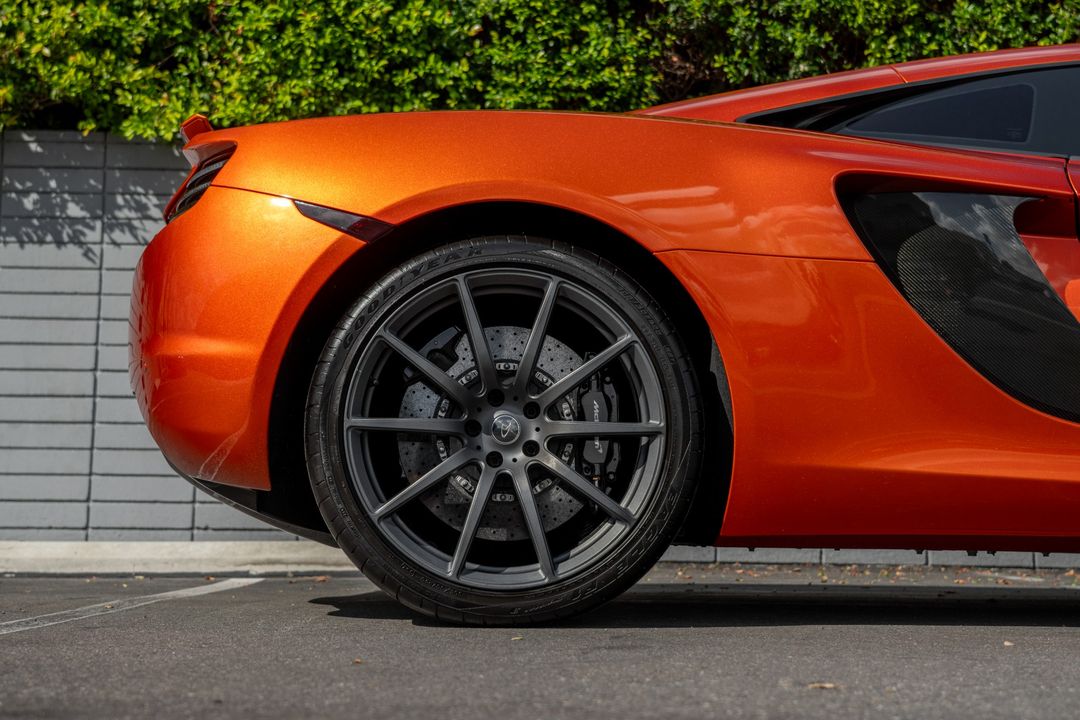 2012 McLaren MP4-12C