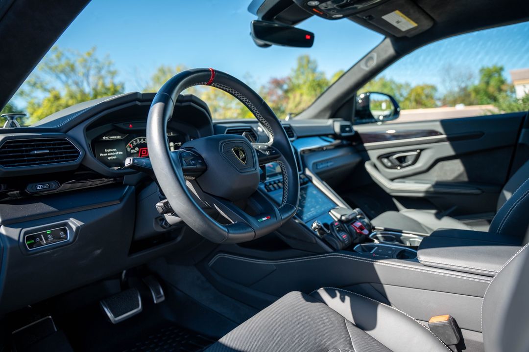 2023 Lamborghini Urus