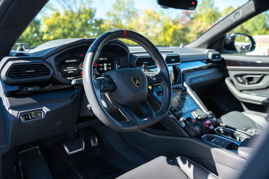 2023 Lamborghini Urus