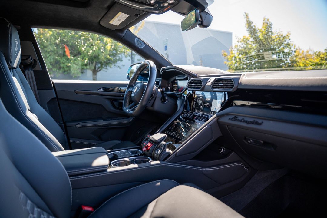 2023 Lamborghini Urus