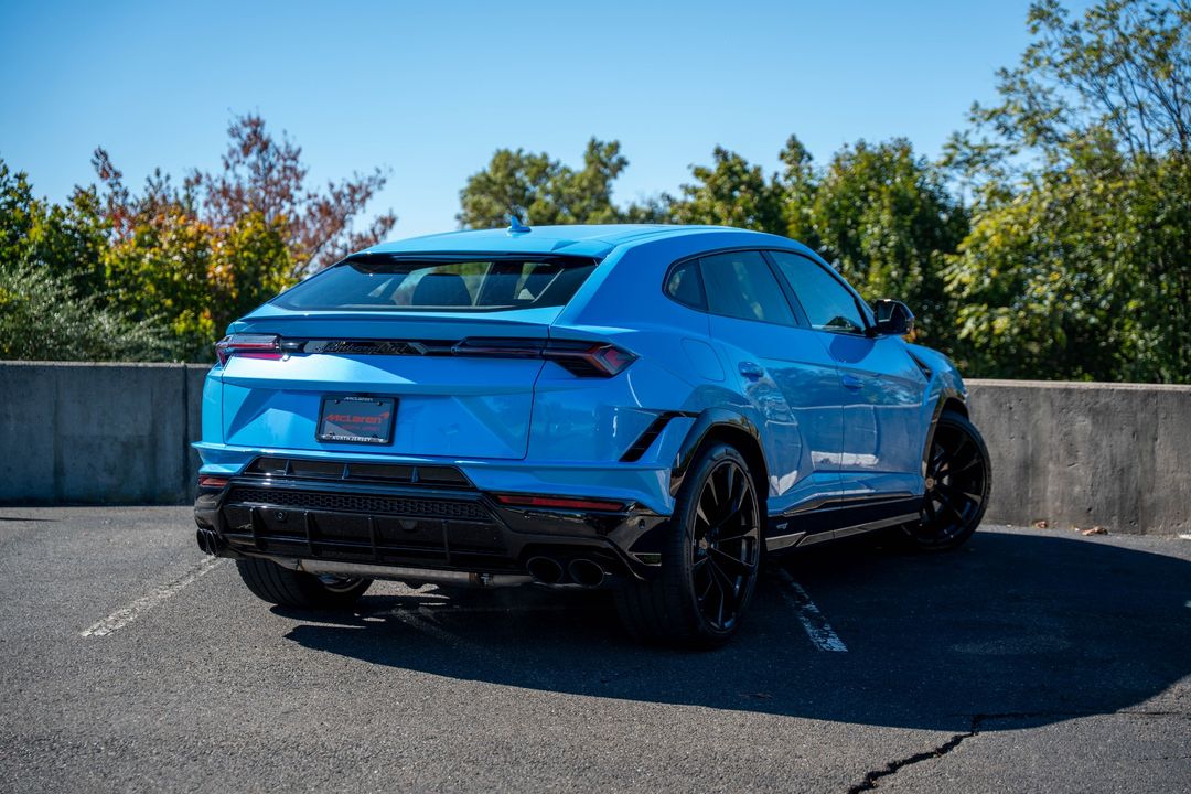 2023 Lamborghini Urus