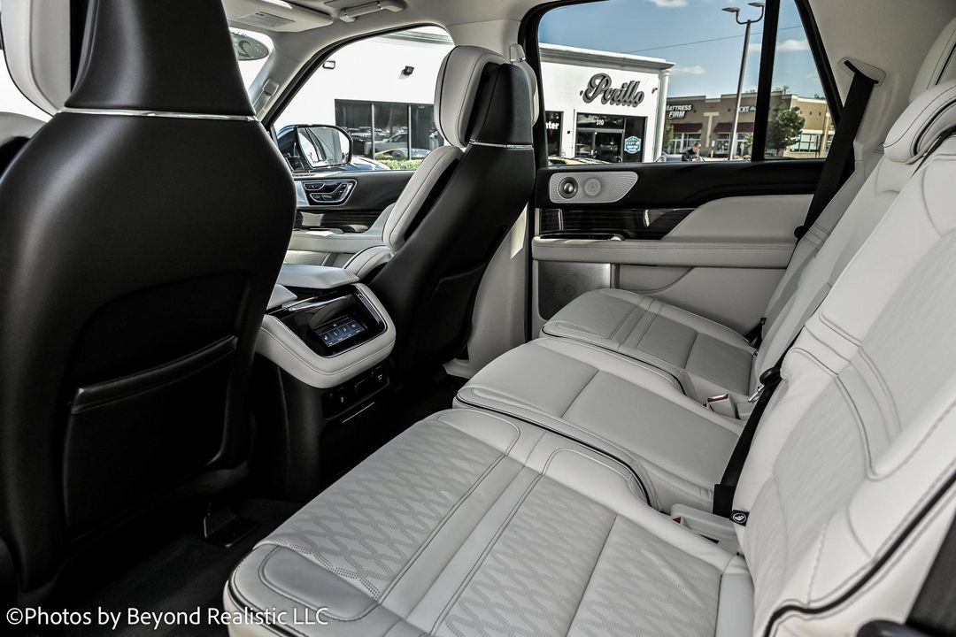 2024 Lincoln Navigator