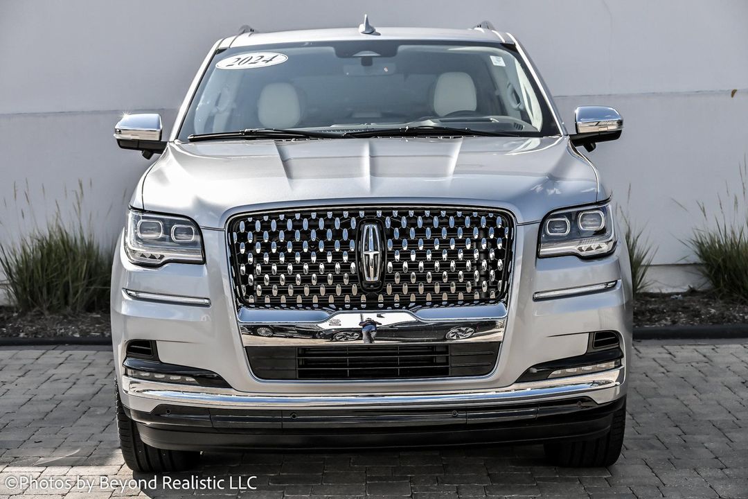 2024 Lincoln Navigator