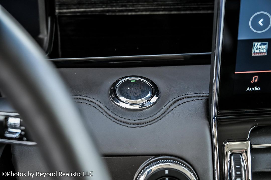 2024 Lincoln Navigator