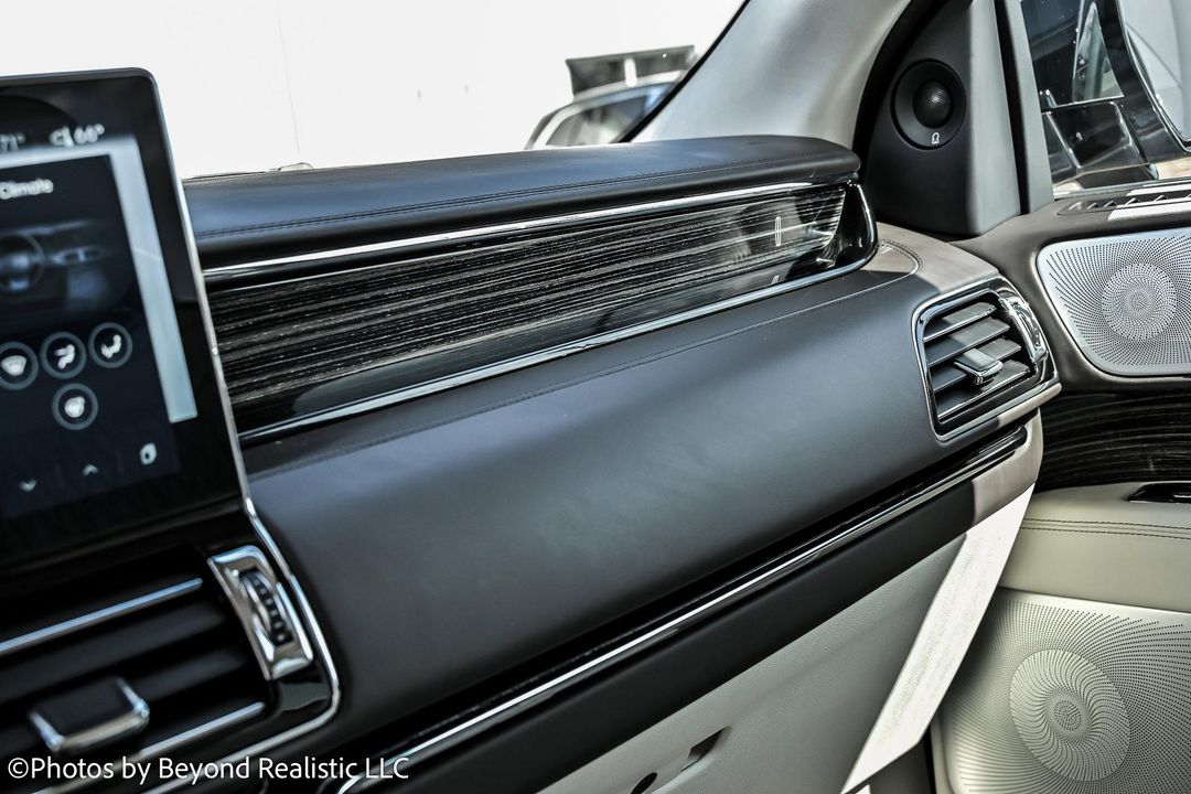 2024 Lincoln Navigator