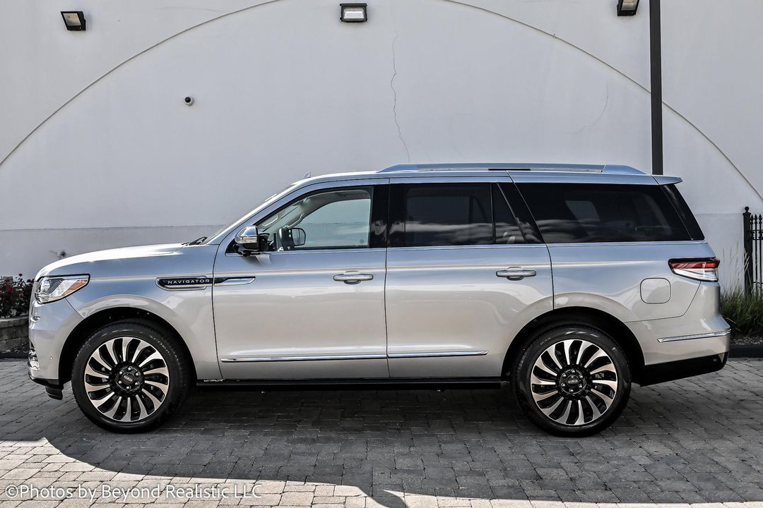 2024 Lincoln Navigator