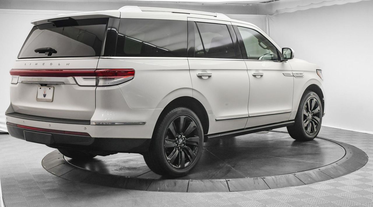 2022 Lincoln Navigator