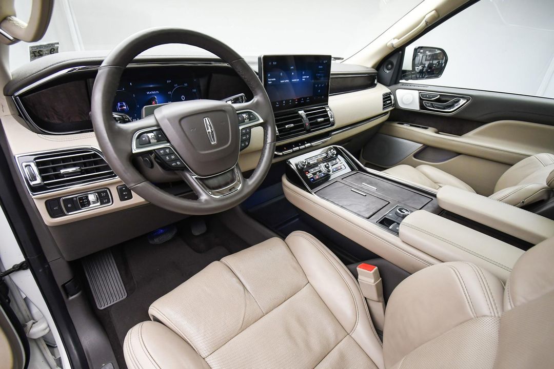 2022 Lincoln Navigator