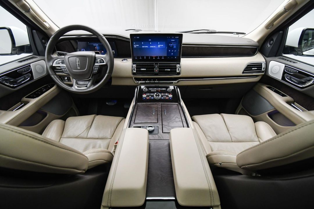 2022 Lincoln Navigator