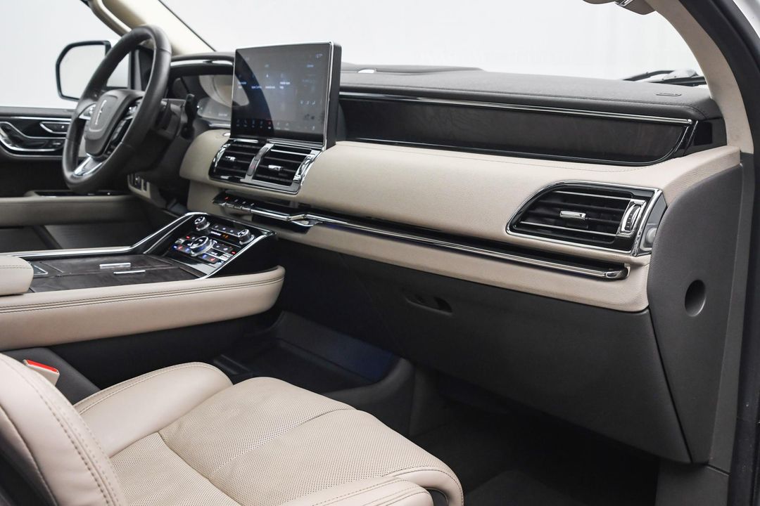 2022 Lincoln Navigator