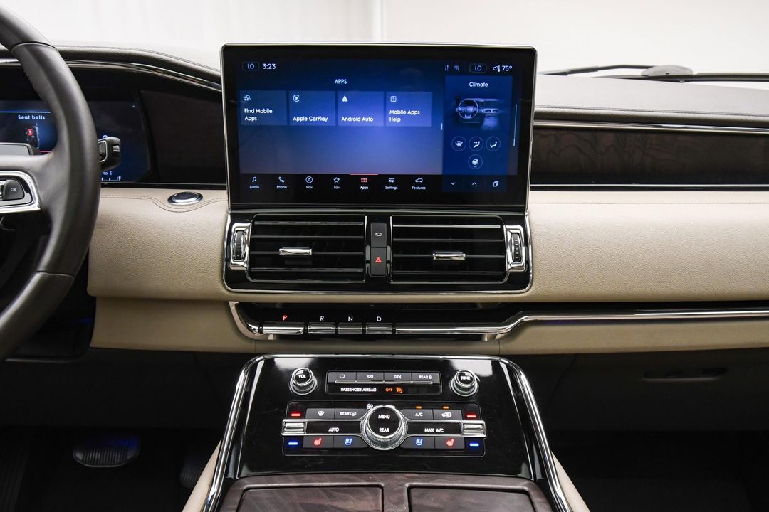 2022 Lincoln Navigator