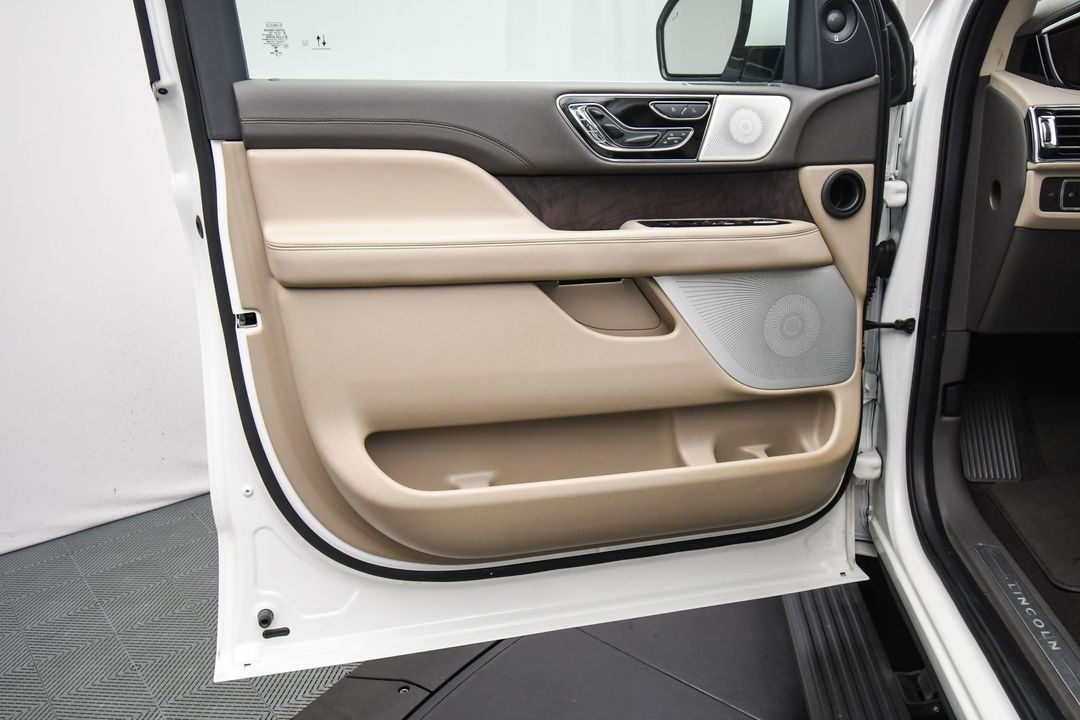 2022 Lincoln Navigator