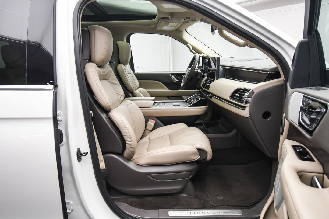 2022 Lincoln Navigator
