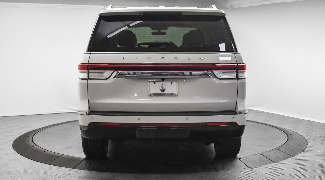 2022 Lincoln Navigator