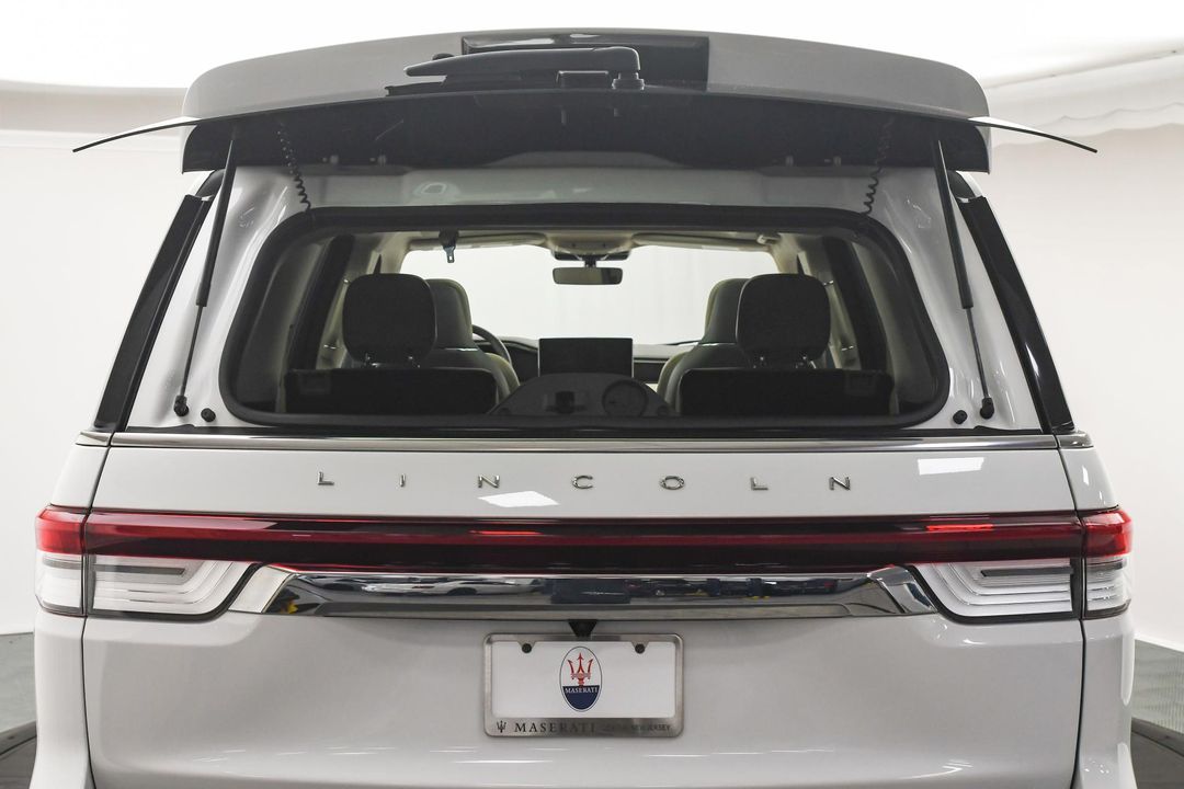 2022 Lincoln Navigator