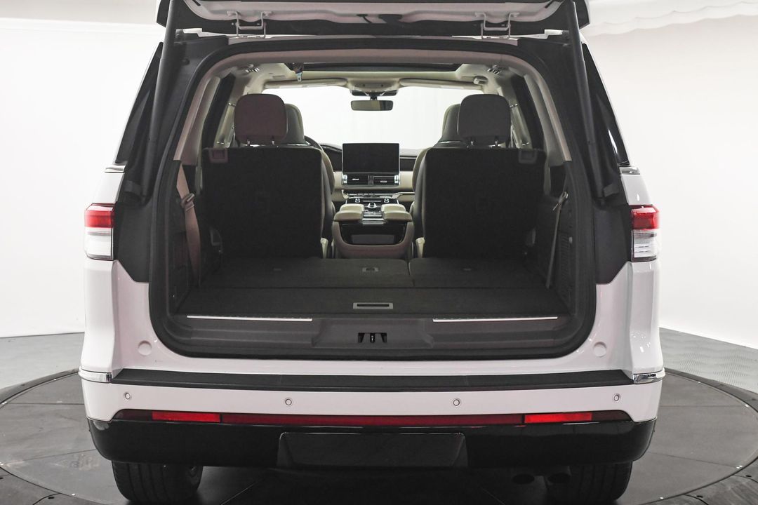 2022 Lincoln Navigator
