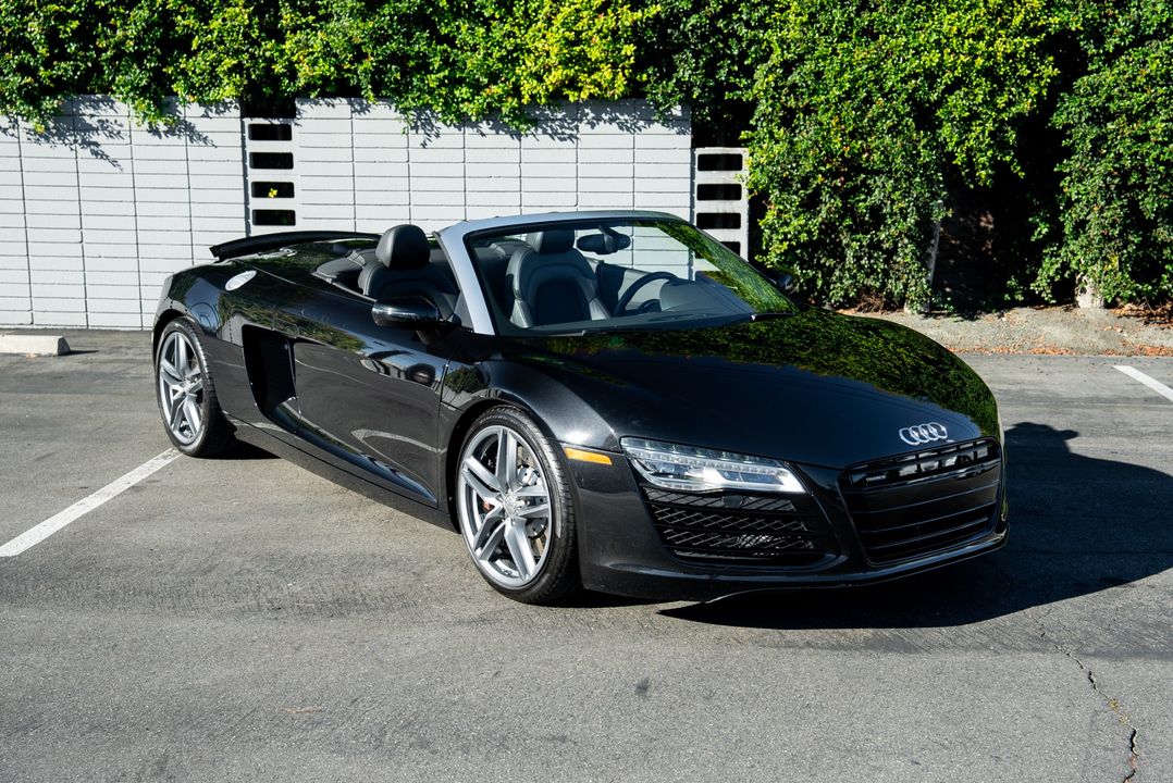 2014 Audi R8 (Gated Manual)