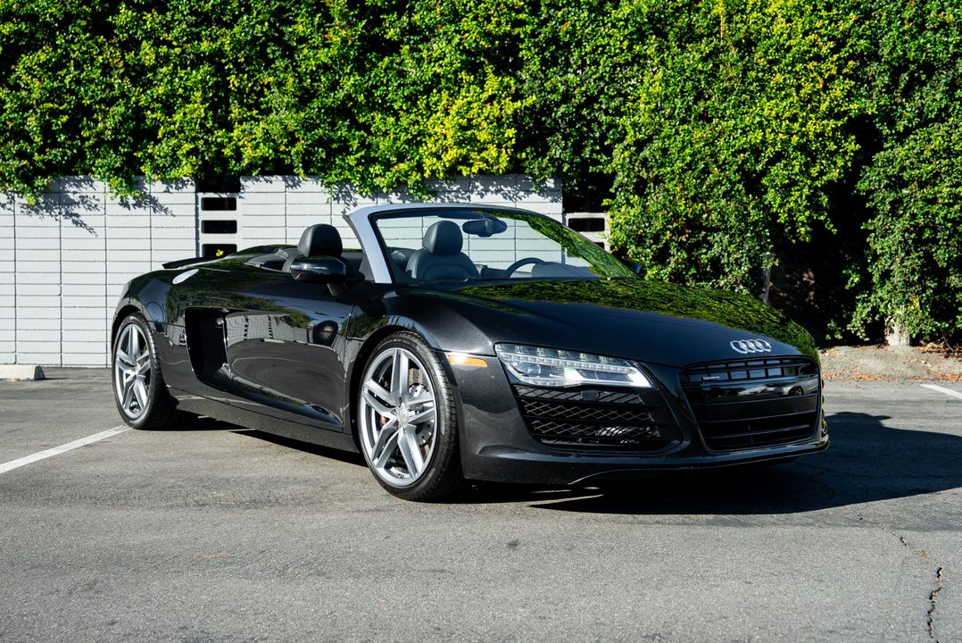 2014 Audi R8 (Gated Manual)