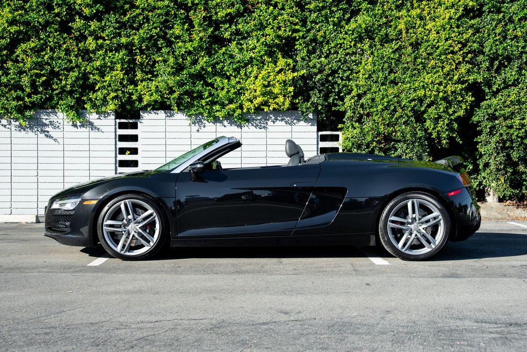 2014 Audi R8 (Gated Manual)