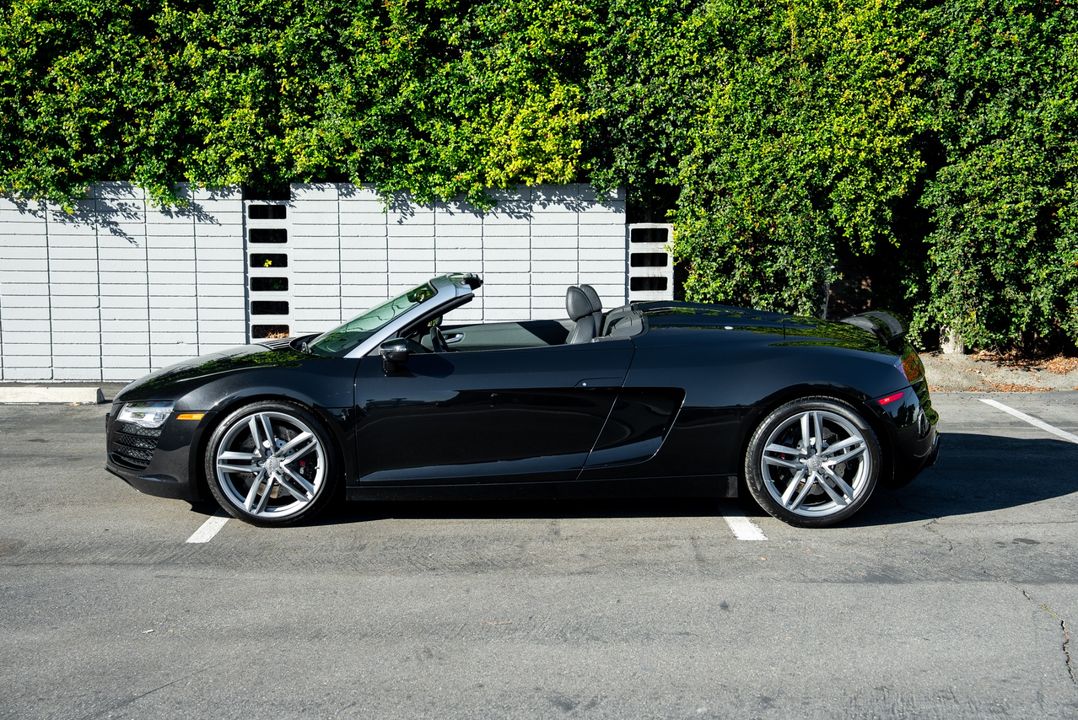 2014 Audi R8 (Gated Manual)