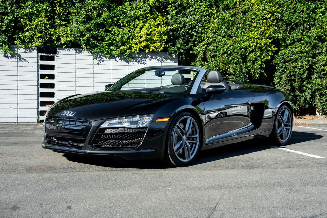 2014 Audi R8 (Gated Manual)