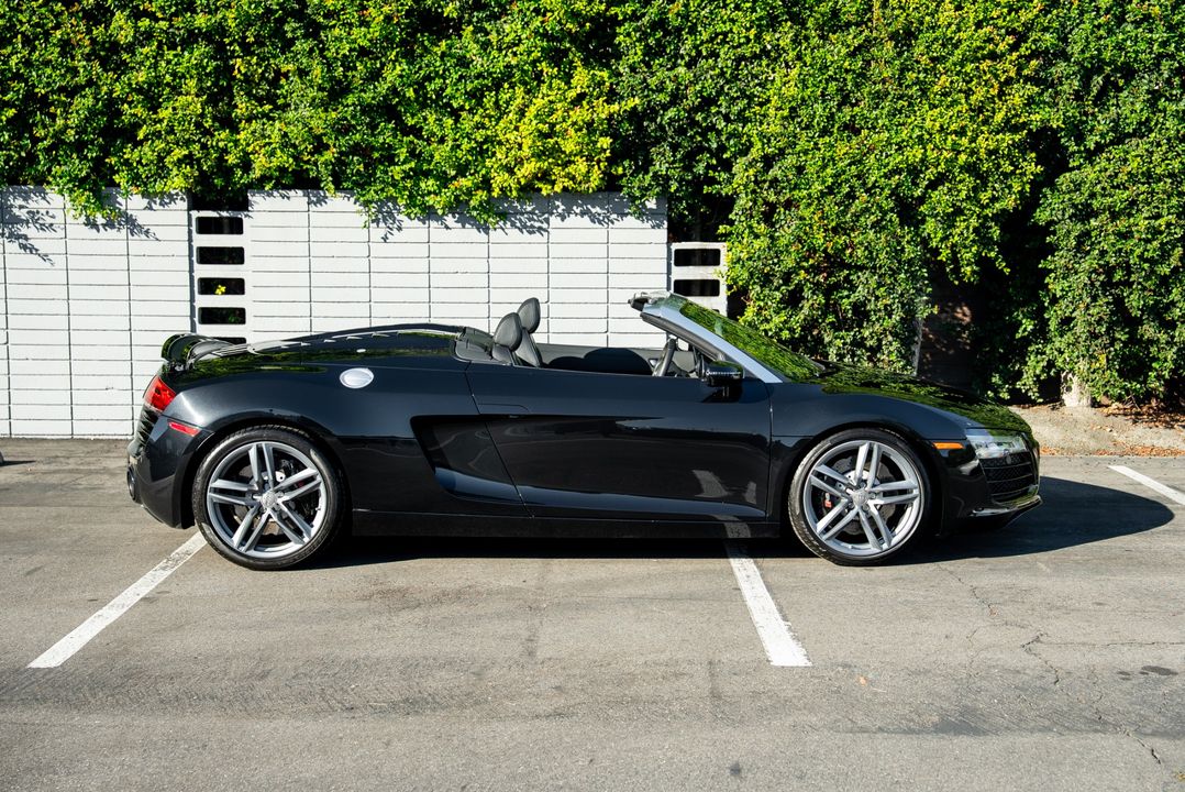 2014 Audi R8 (Gated Manual)