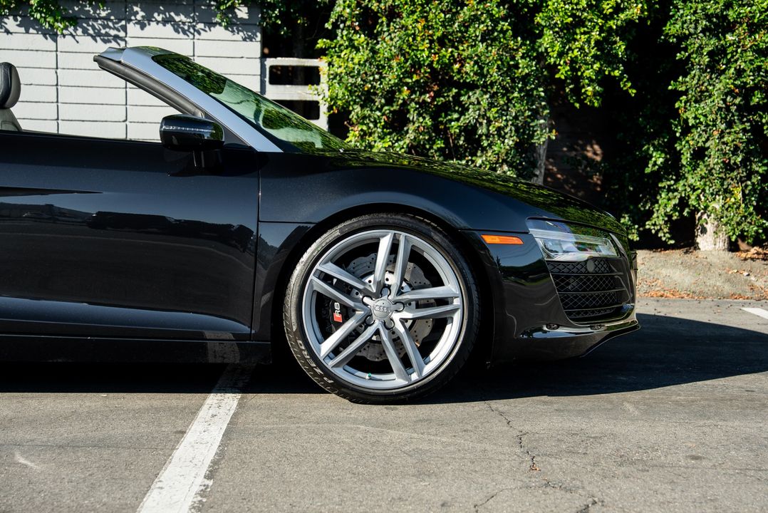 2014 Audi R8 (Gated Manual)