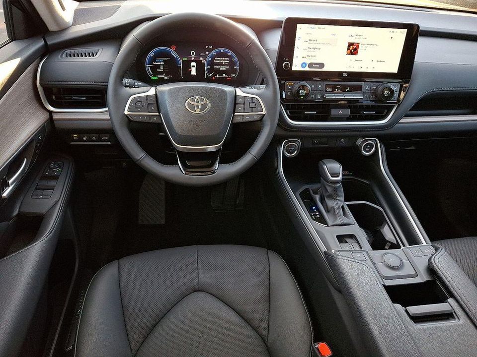 2025 Toyota Grand Highlander Hybrid