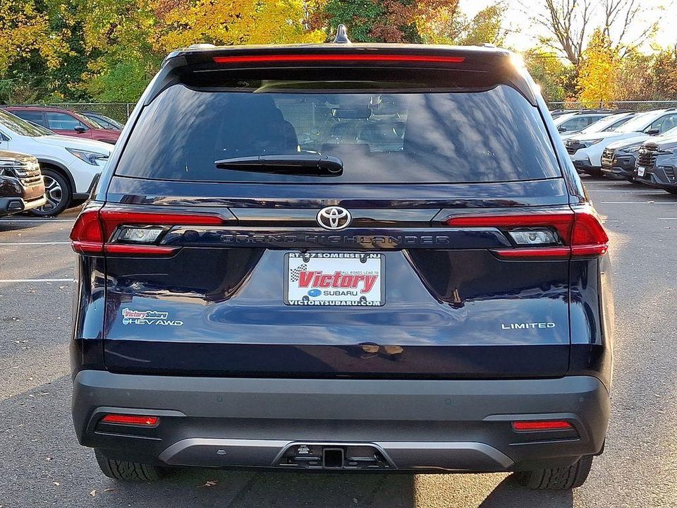 2025 Toyota Grand Highlander Hybrid