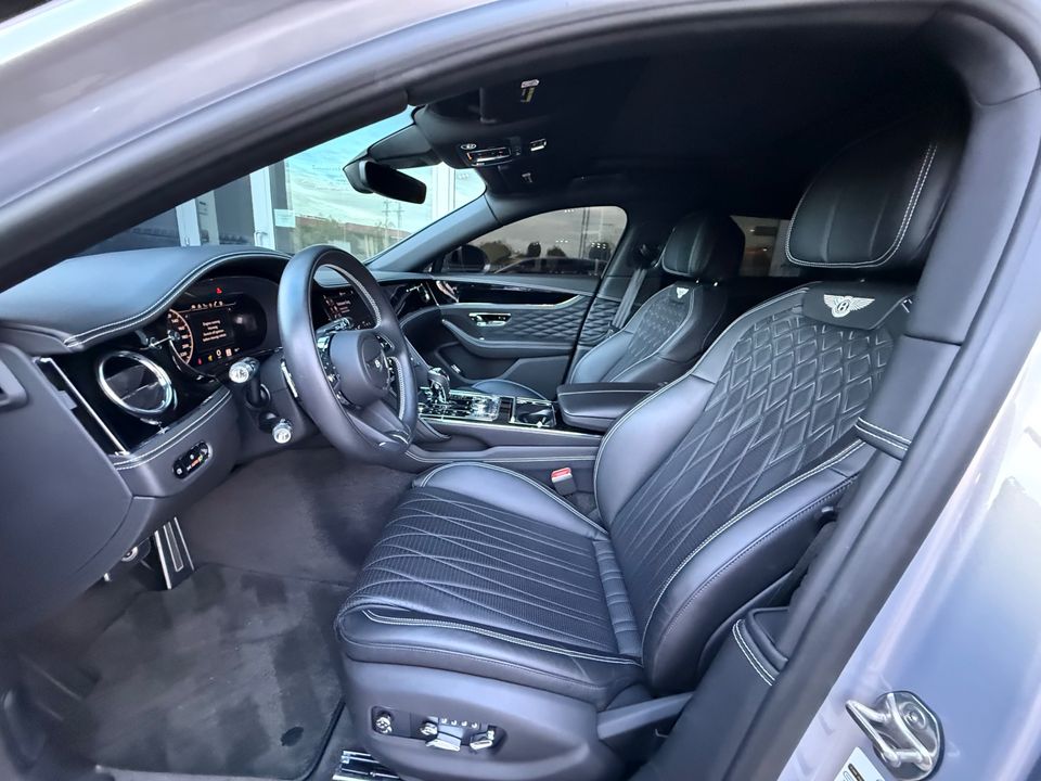 2022 Bentley Flying Spur