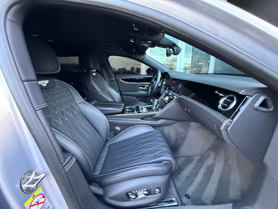 2022 Bentley Flying Spur