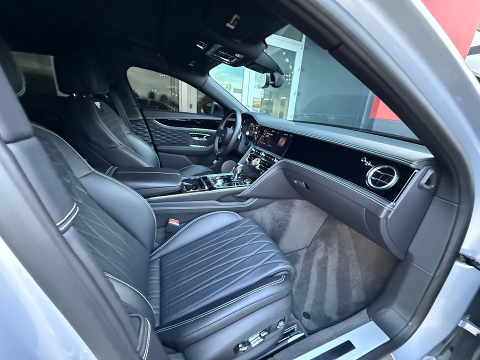 2022 Bentley Flying Spur