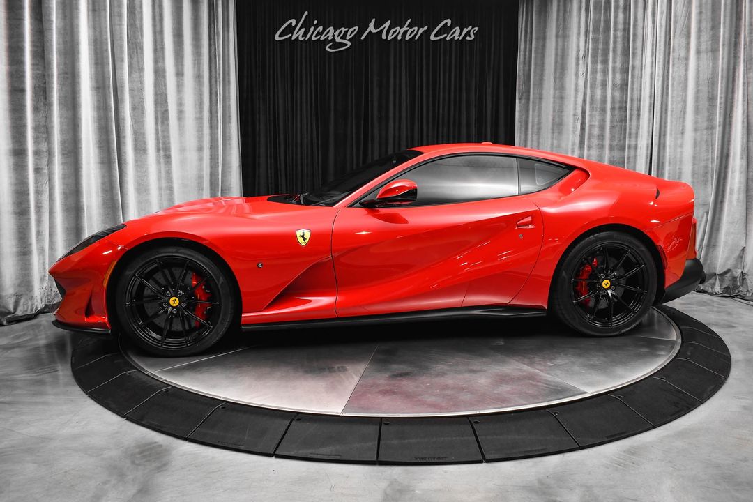 2019 Ferrari 812 Superfast