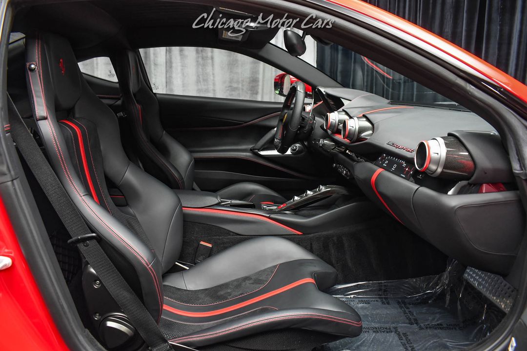 2019 Ferrari 812 Superfast