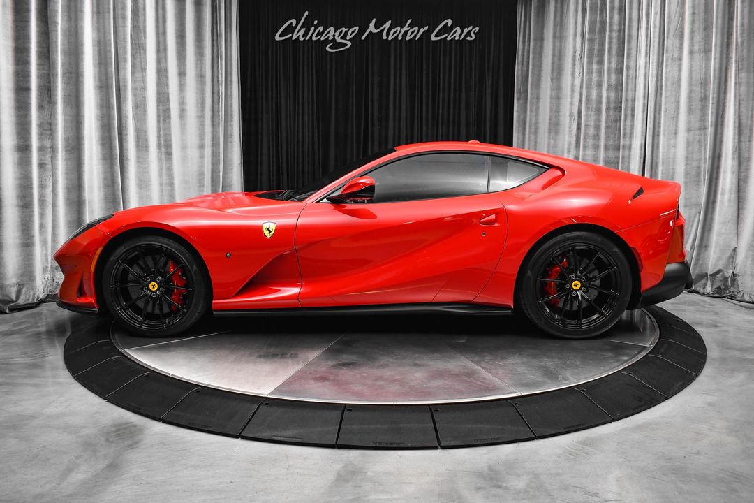 2019 Ferrari 812 Superfast