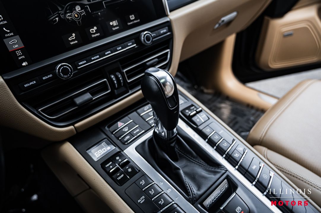 2020 Porsche Macan