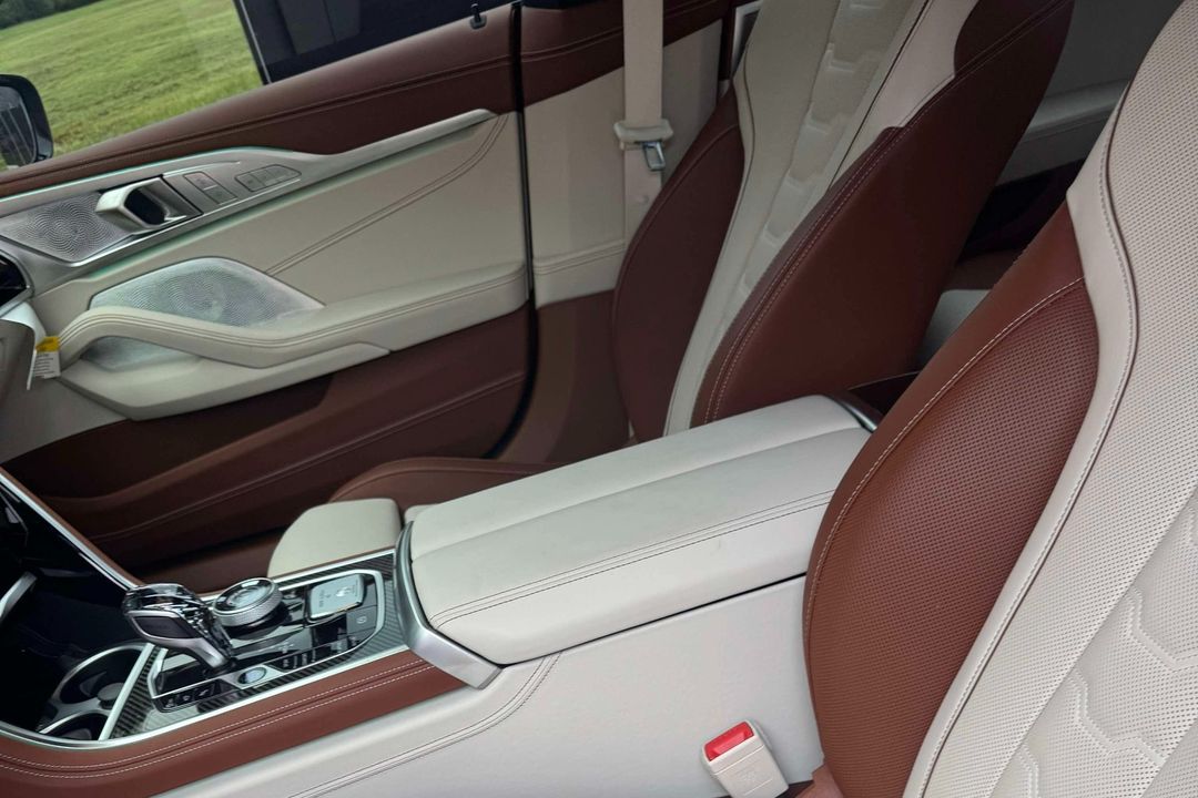 2025 BMW 8 Series