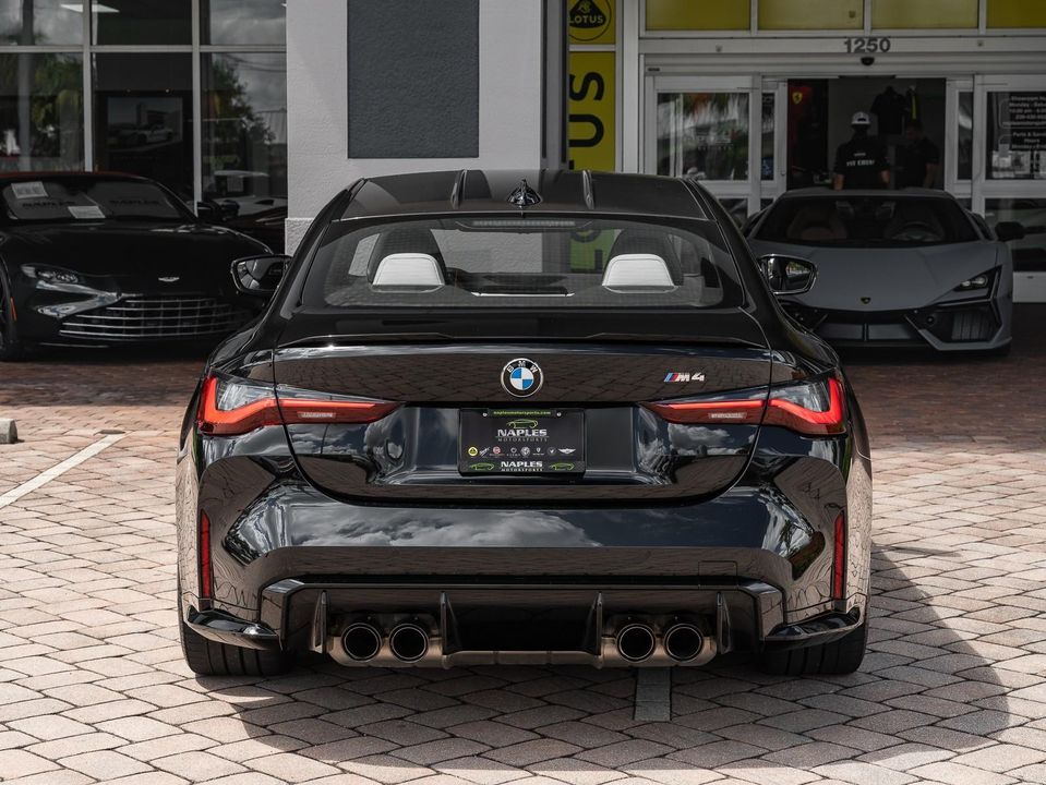 2022 BMW M4