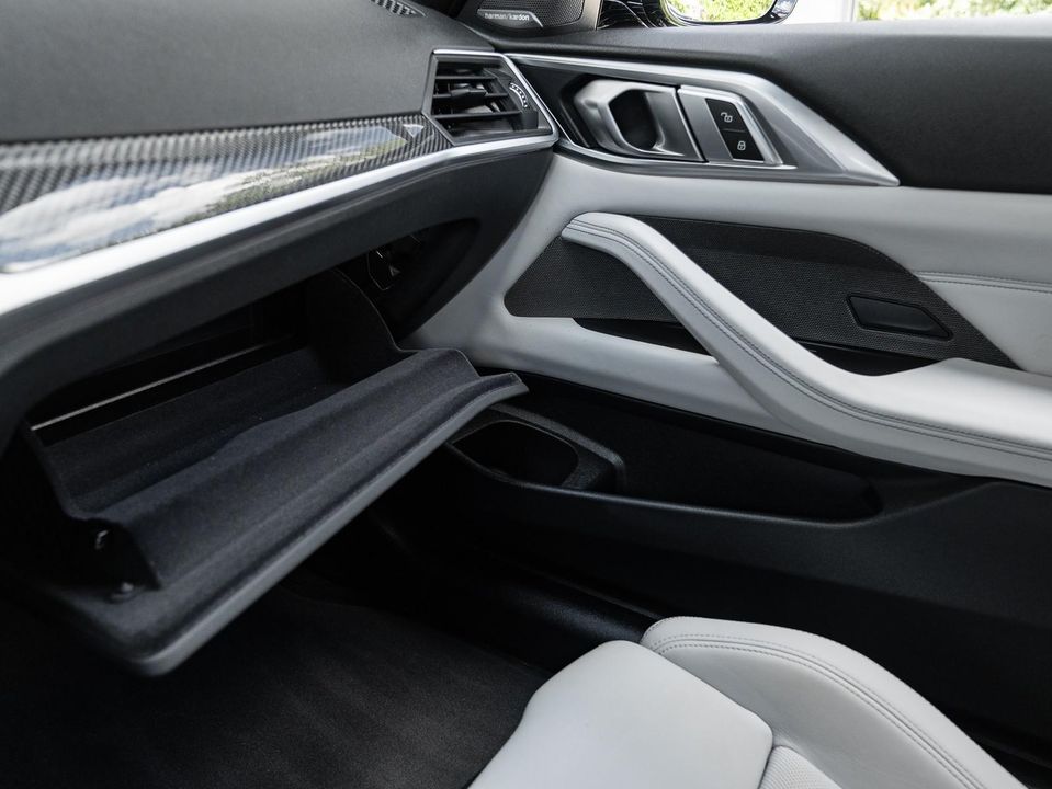 2022 BMW M4