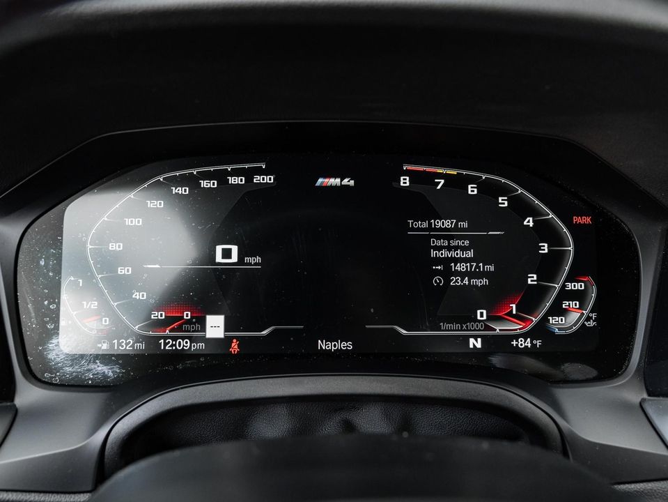 2022 BMW M4
