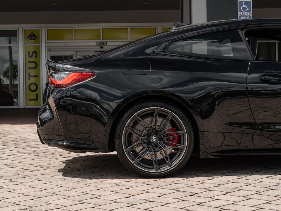 2022 BMW M4