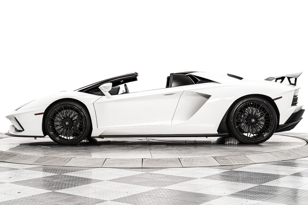 2019 Lamborghini Aventador