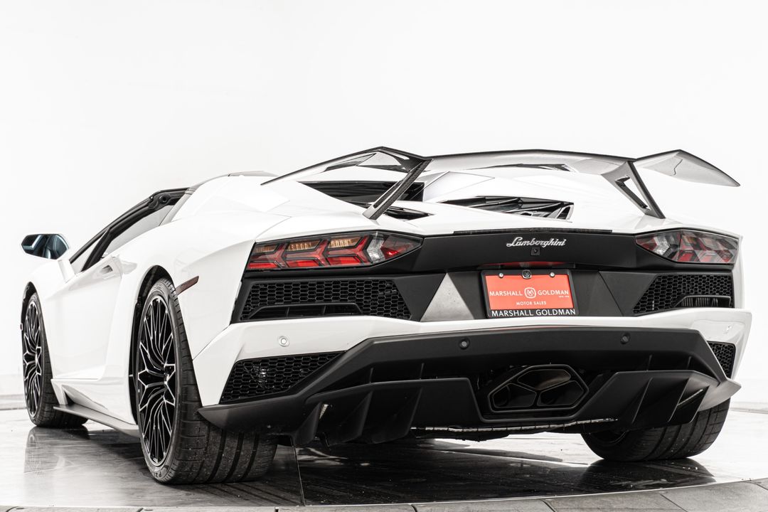 2019 Lamborghini Aventador