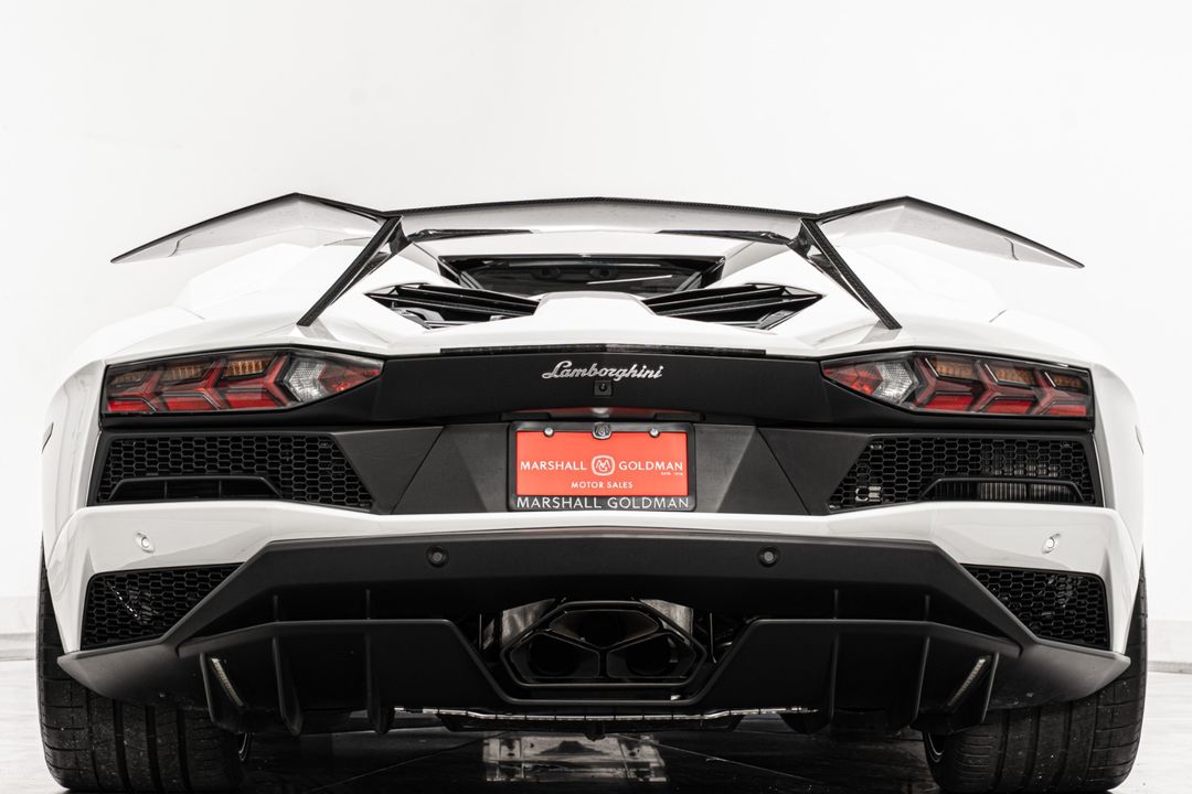 2019 Lamborghini Aventador