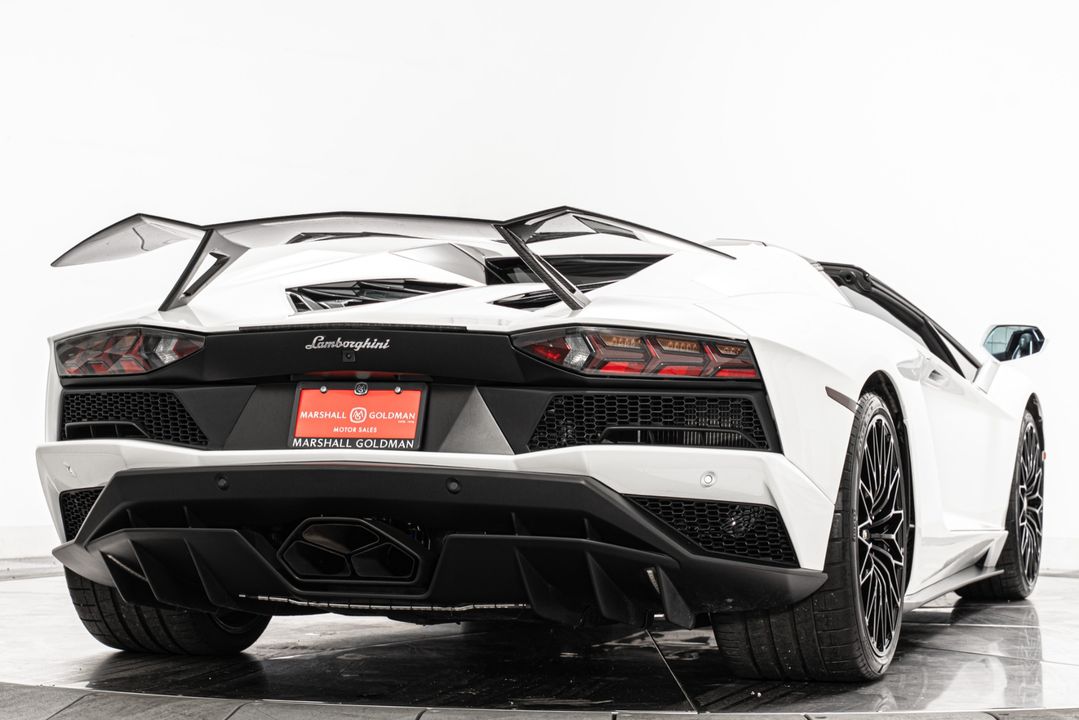 2019 Lamborghini Aventador