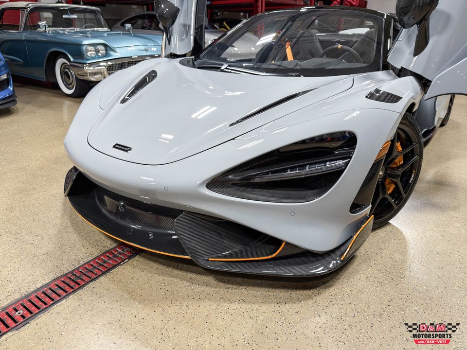 2022 McLaren 765LT Spider