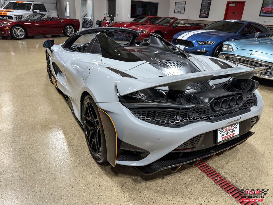 2022 McLaren 765LT Spider