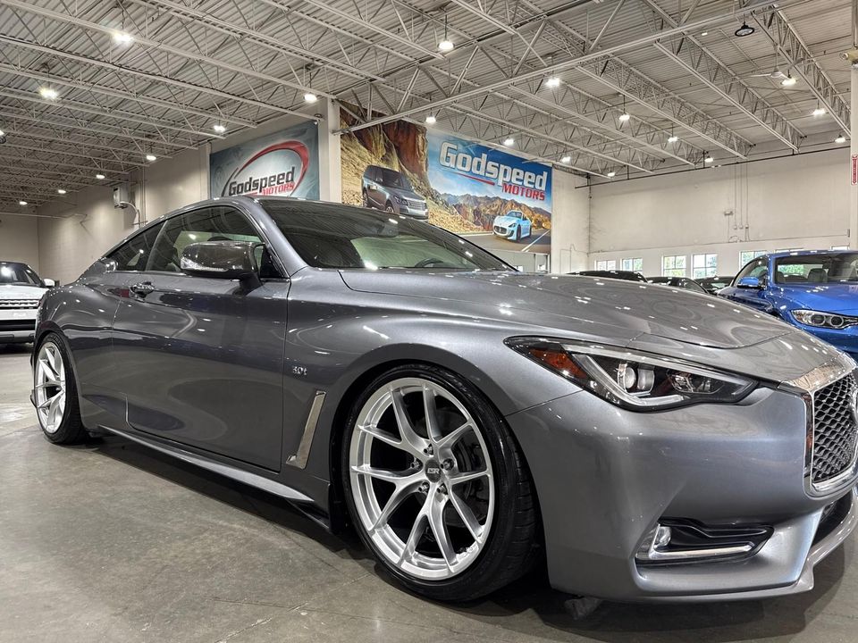 2017 INFINITI Q60